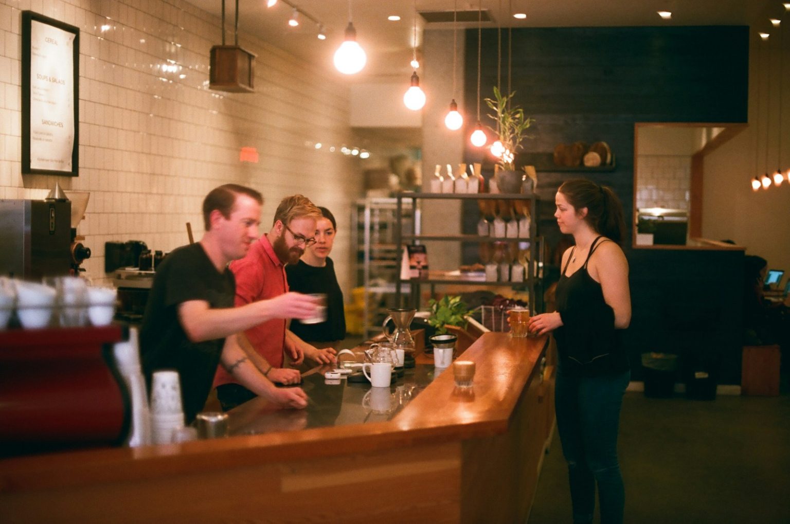 10 Exceptional Customer Service Examples That Stand Out - DevX
