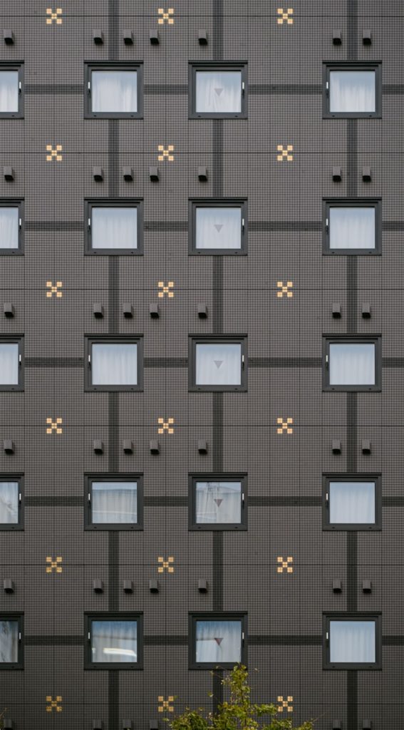 Designing Systems That Scale Under Variable Load