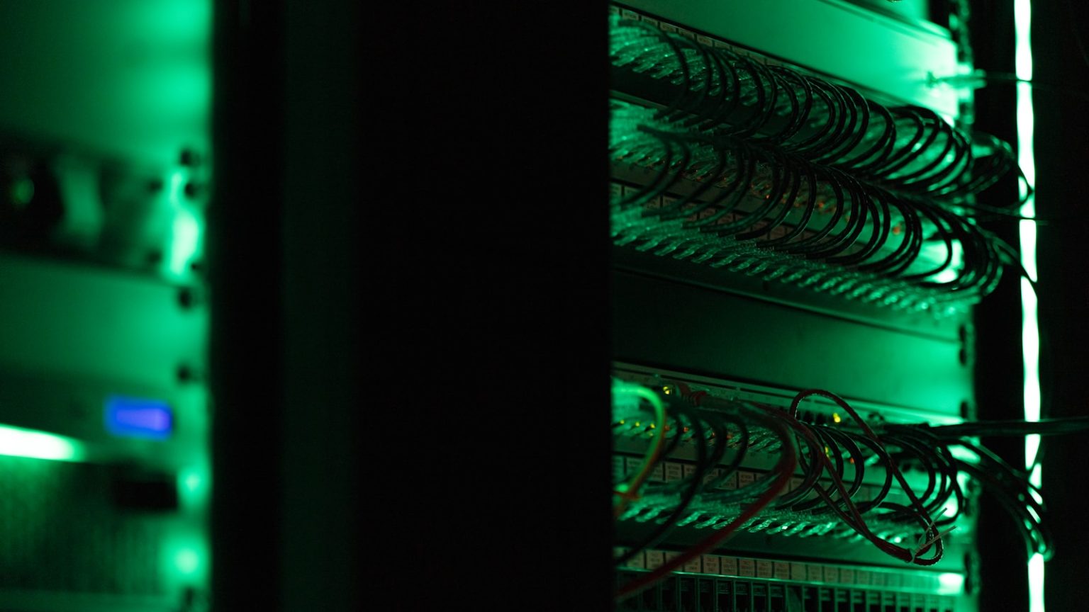 How to Scale User Session Management in Distributed Systems - DevX