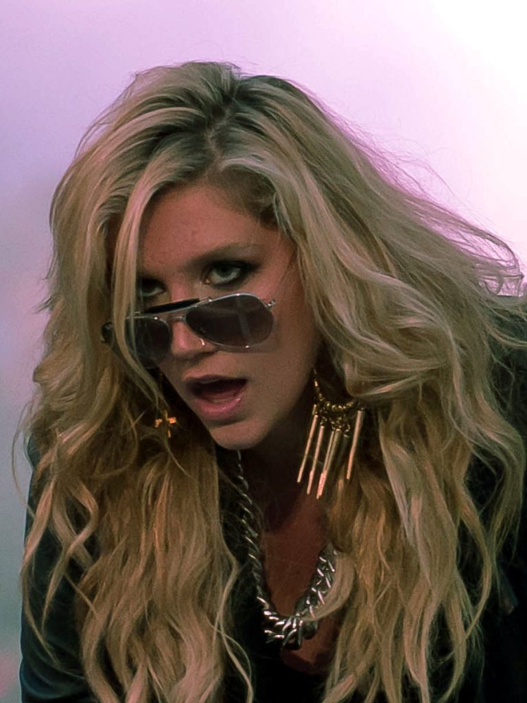 Kesha unveils new Delusional cover after AI backlash