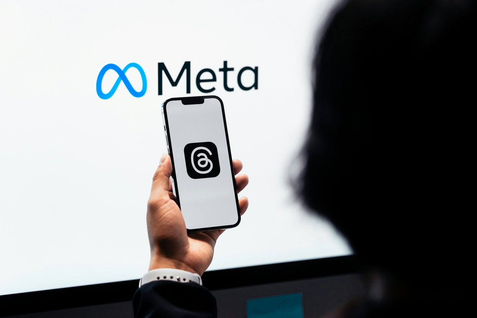 Meta Hires Three Google DeepMind AI Researchers