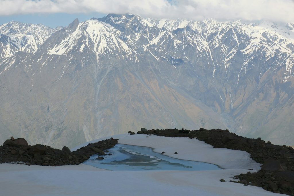 Northern Pakistan glaciers melt, wreaking havoc