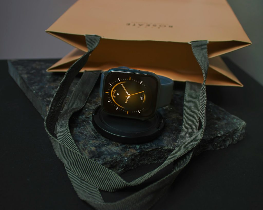 OnePlus Watch 3: sleek, durable, feature-packed