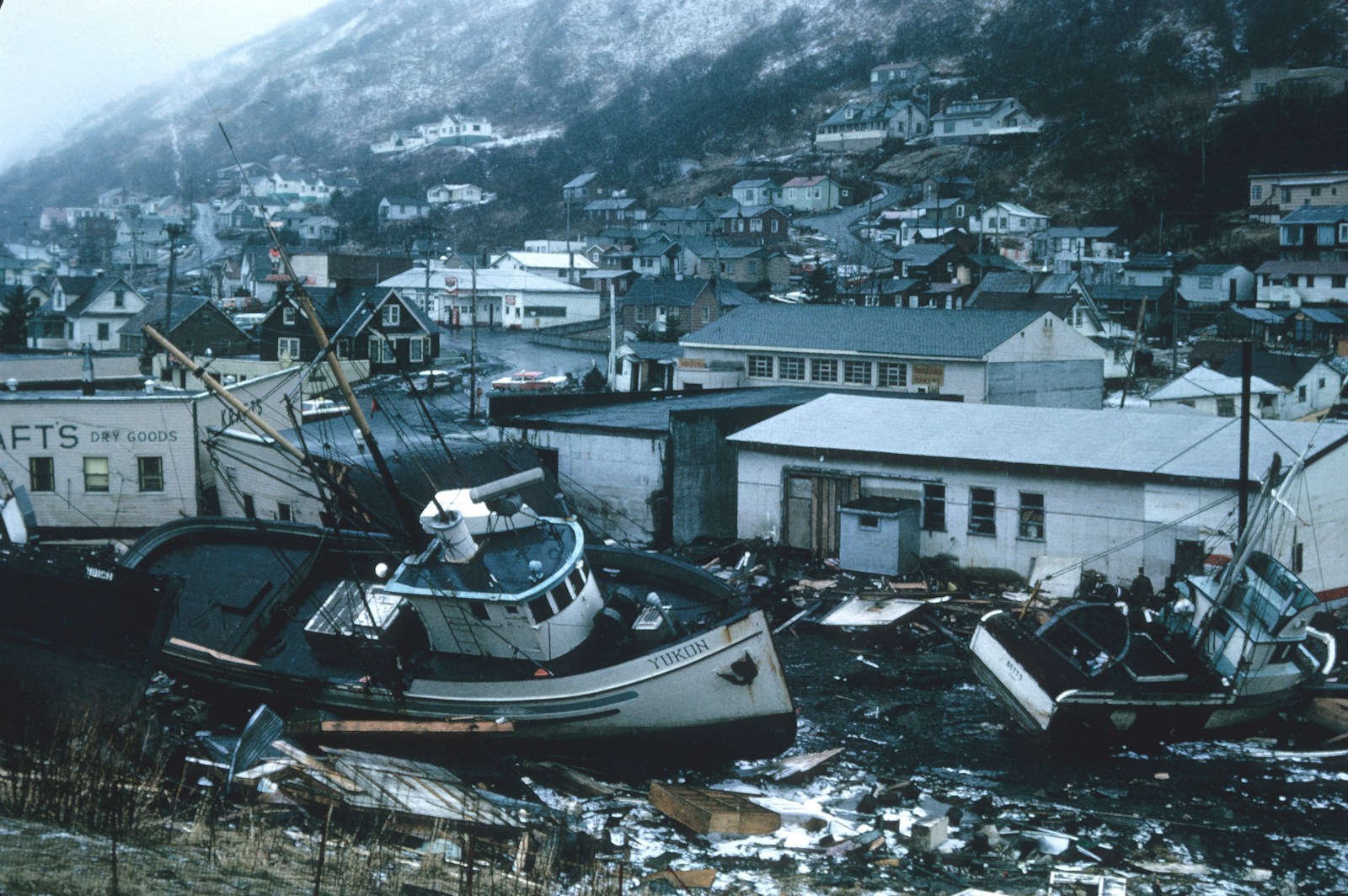 Scientists analyze Greenland tsunami lasting nine days